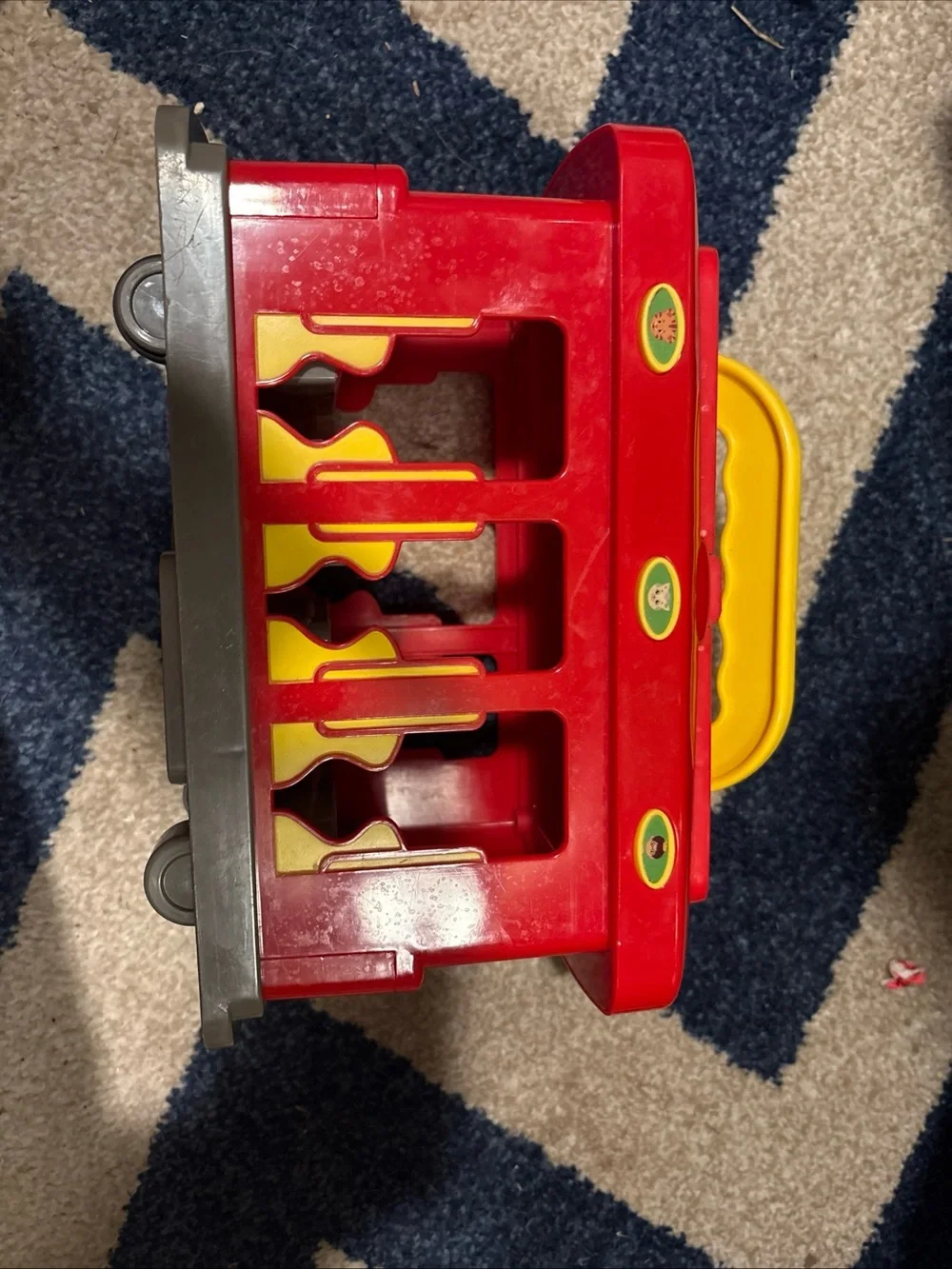 Daniel tiger trolley- no characters noise making sounds